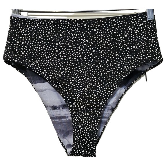 Nike Women's Adventure Reversible High Waist Cheeky Bottom in Black Medium - Picture 2 of 9